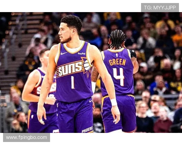 布克通过高效突破拉开防线，超越艾顿展现核心得分手价值